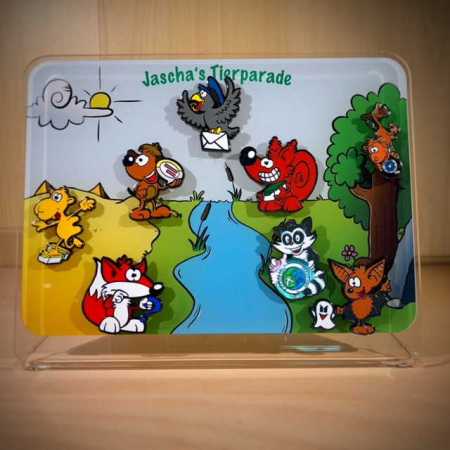 "Jascha's Tierparade" - Komplettsammlung 8 MetalPins mit gratis Pin-Display