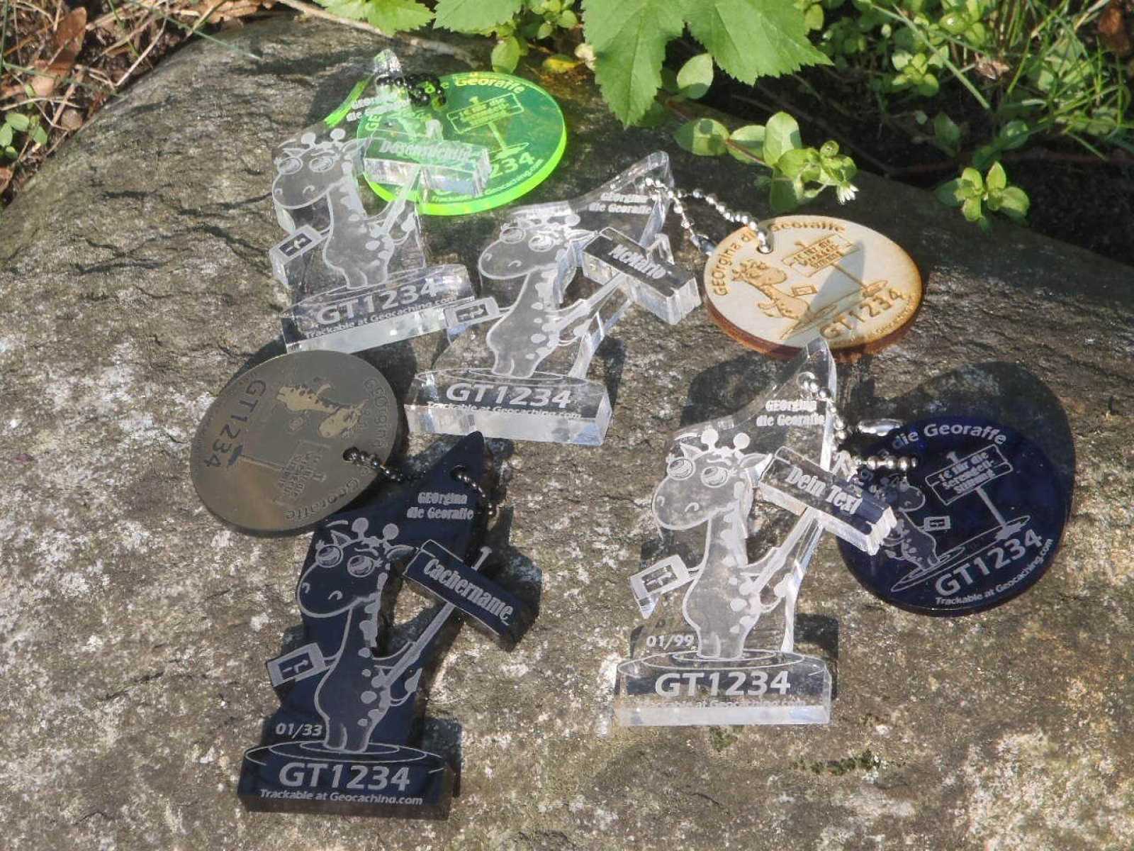 GEOrgina die Georaffe - RE I. - Regular Edition mit Wood Coin