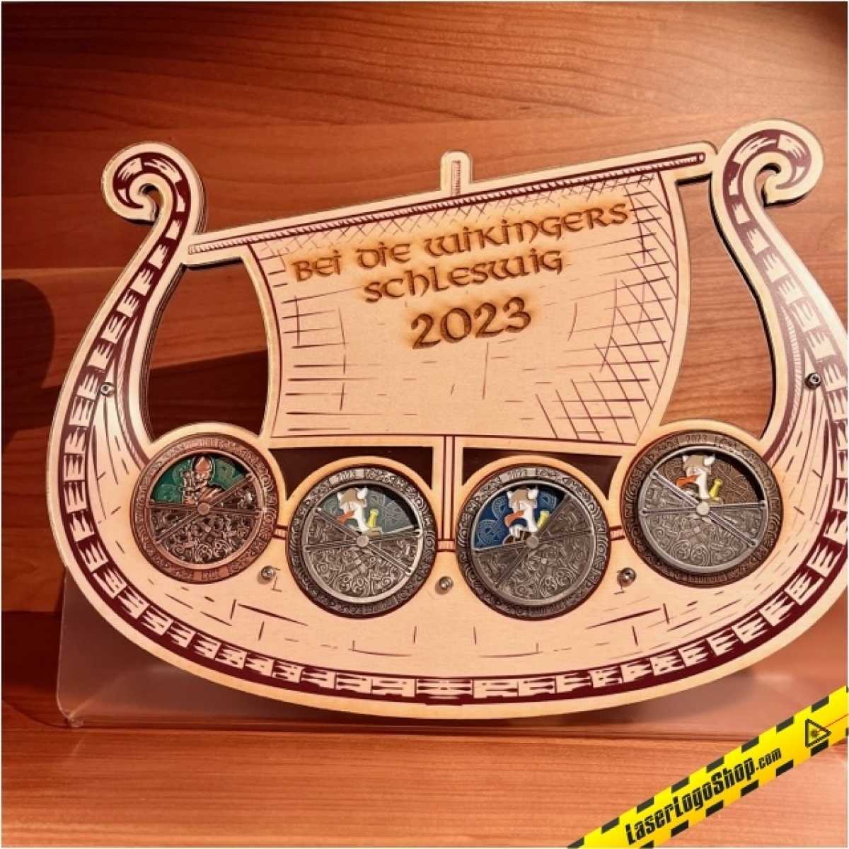 Display für die Event-Geocoins "Bei die Wikingers!"