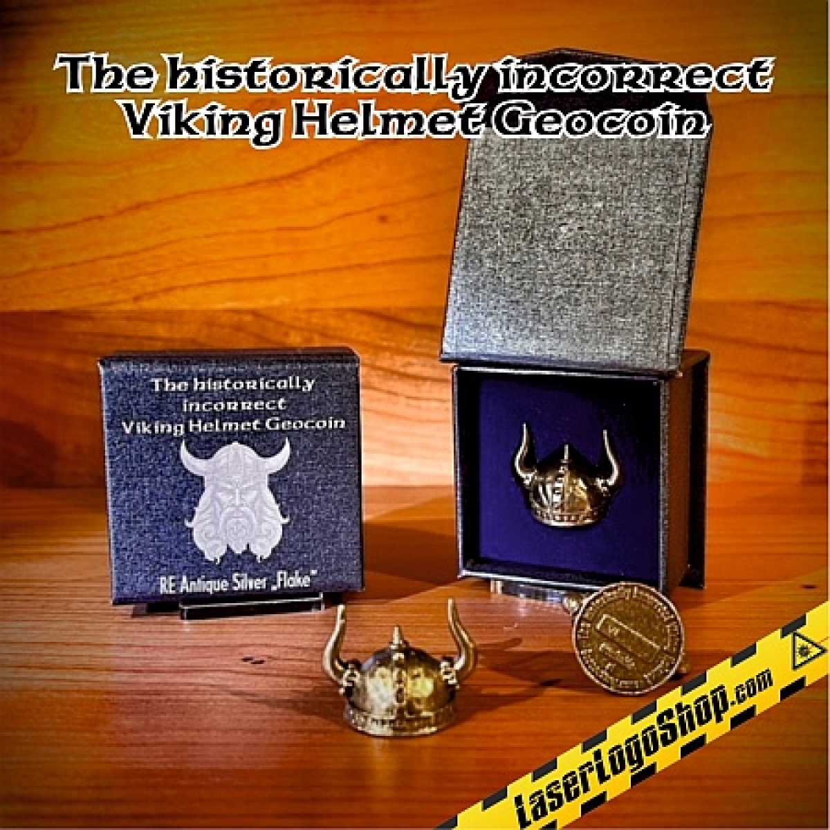 "The historically incorrect Viking Helmet" 3D Geocoin - Version RE "Flake" Antik Silber